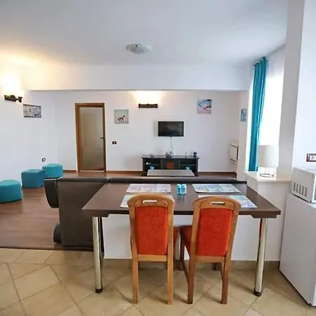 Apartament Aprilia Mamaia Nord *